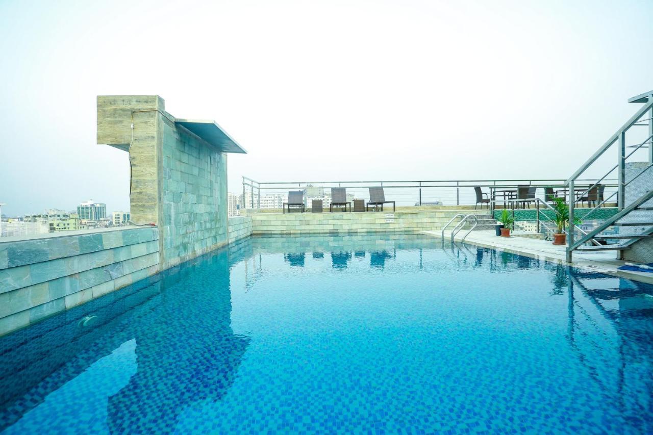 Coventina Lake Suites Dhaka Bagian luar foto