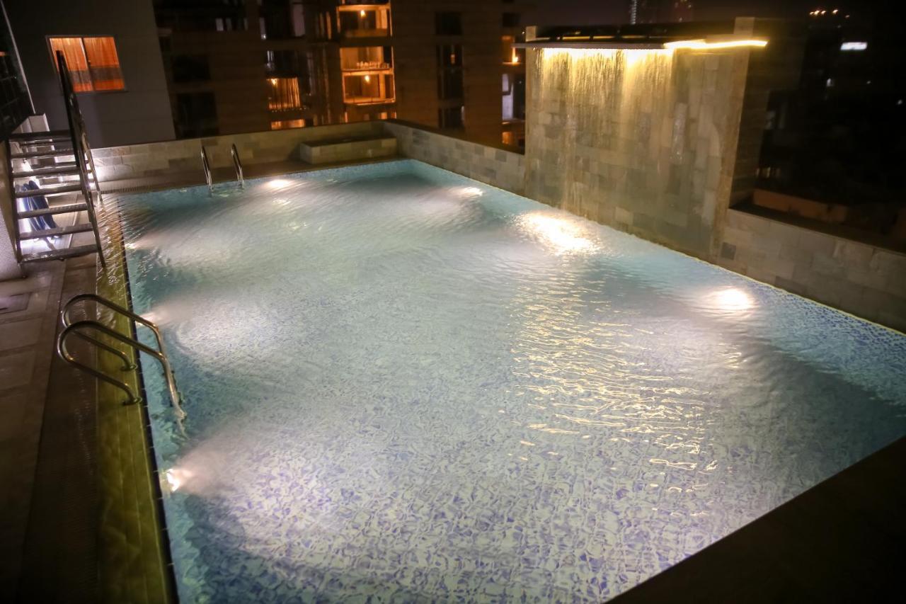 Coventina Lake Suites Dhaka Bagian luar foto