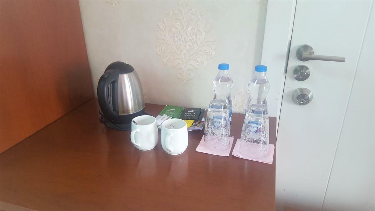 Coventina Lake Suites Dhaka Bagian luar foto