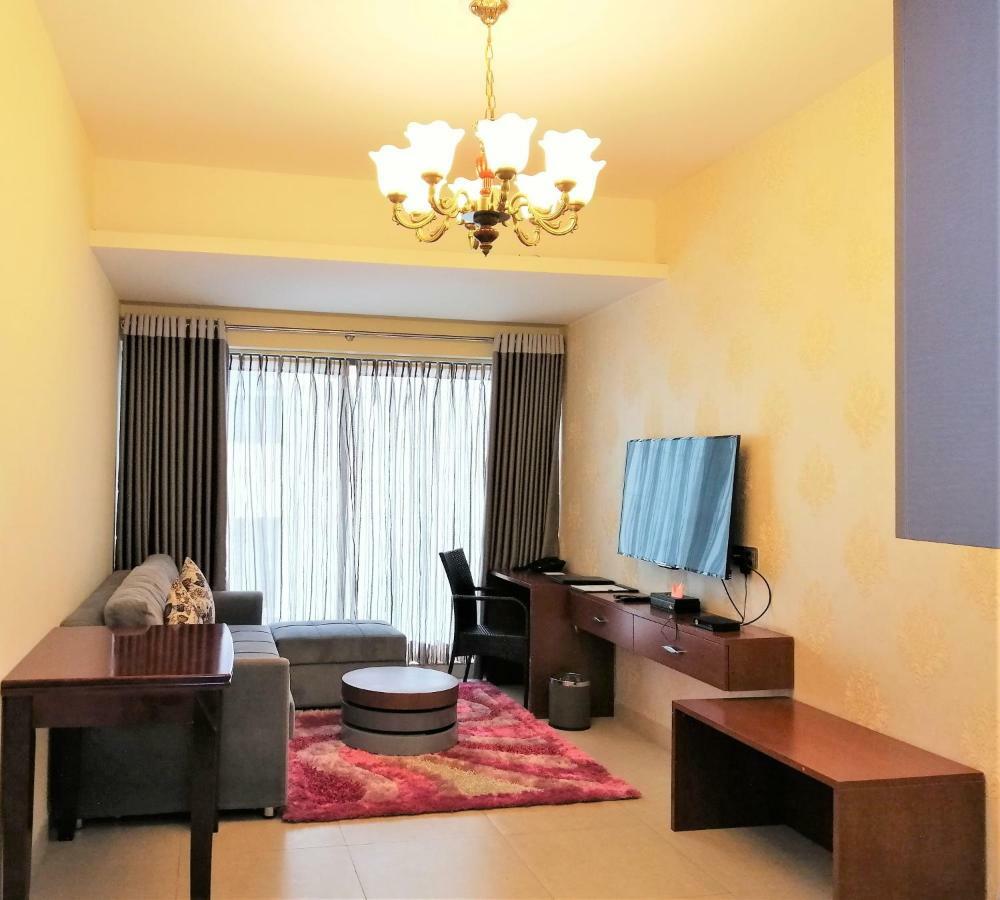 Coventina Lake Suites Dhaka Bagian luar foto