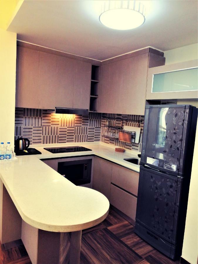 Coventina Lake Suites Dhaka Bagian luar foto